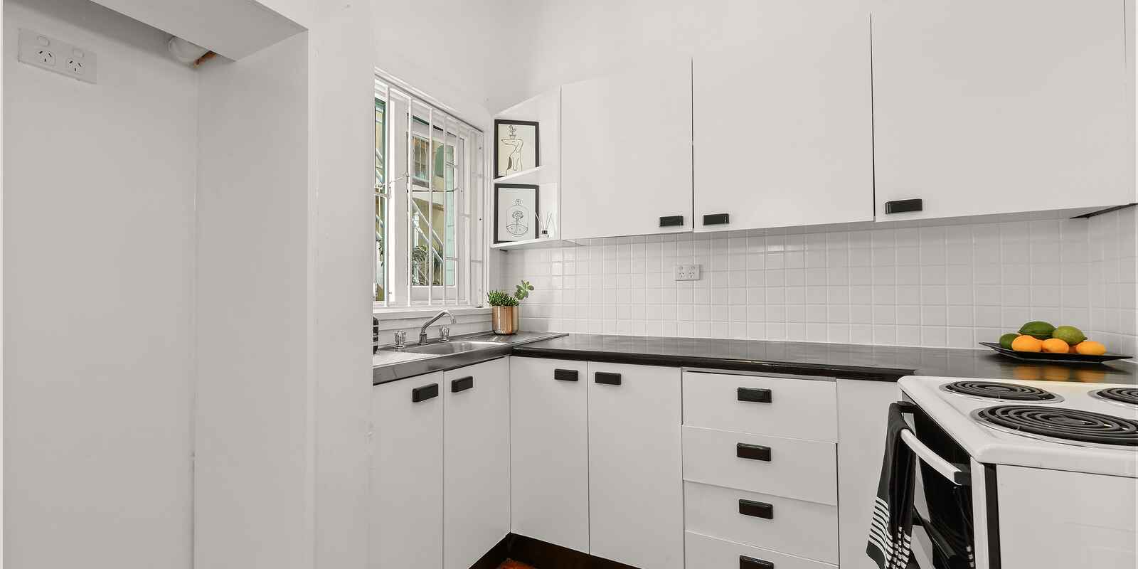 1/19 Sir Thomas Mitchell Road Bondi Beach