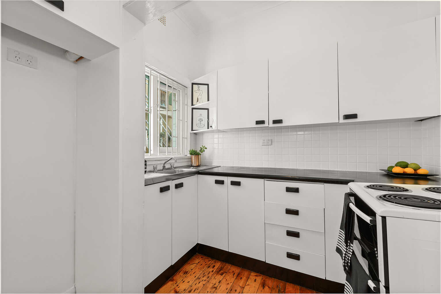 1/19 Sir Thomas Mitchell Road Bondi Beach