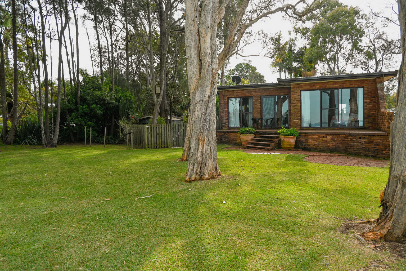 284 Tuggerawong Road Tuggerawong