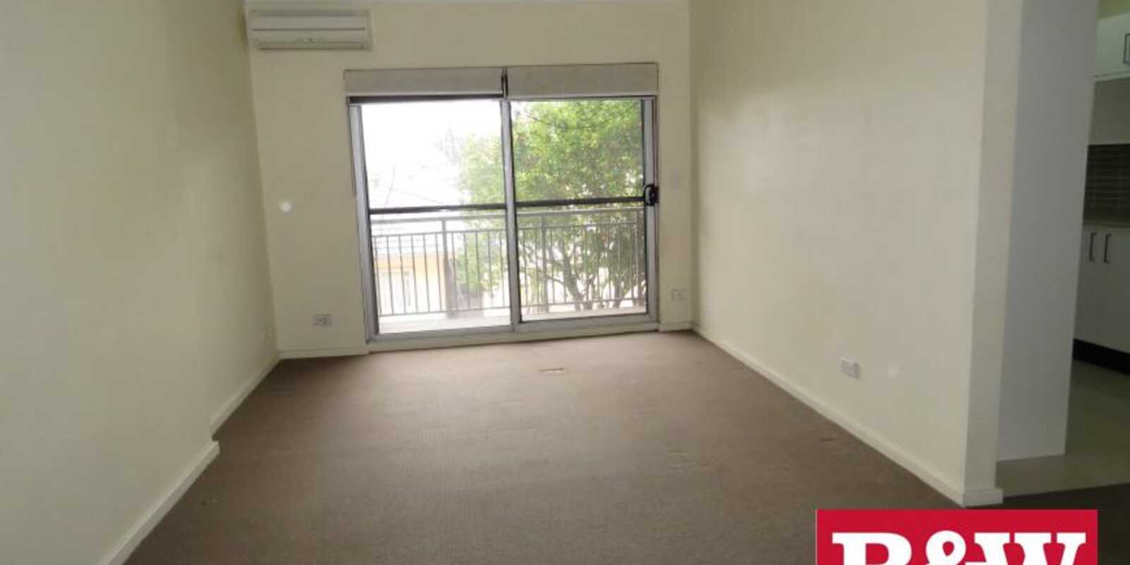 3/2 St Johns Road Cabramatta