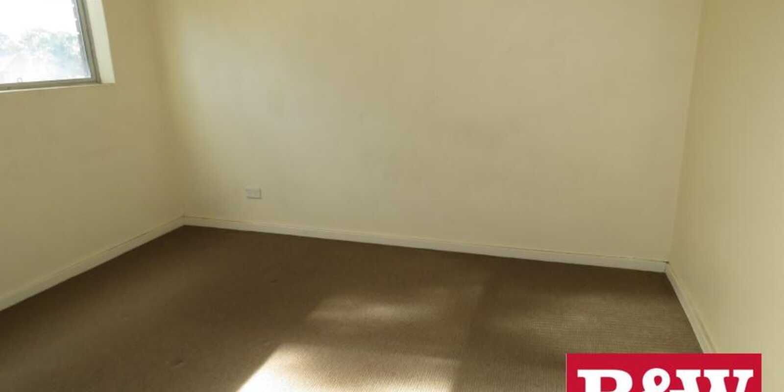 3/2 St Johns Road Cabramatta