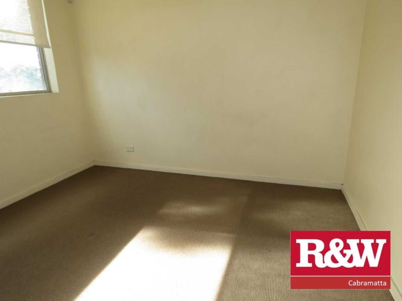 3/2 St Johns Road Cabramatta