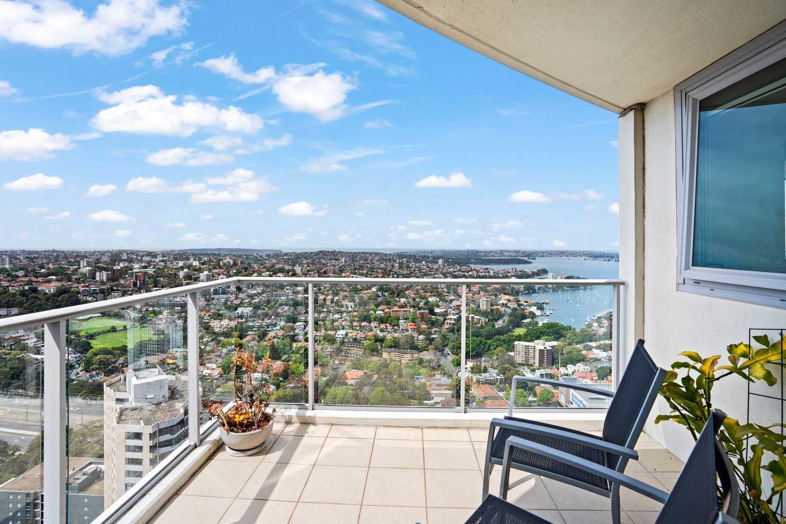 3304/79-81 Berry Street North Sydney