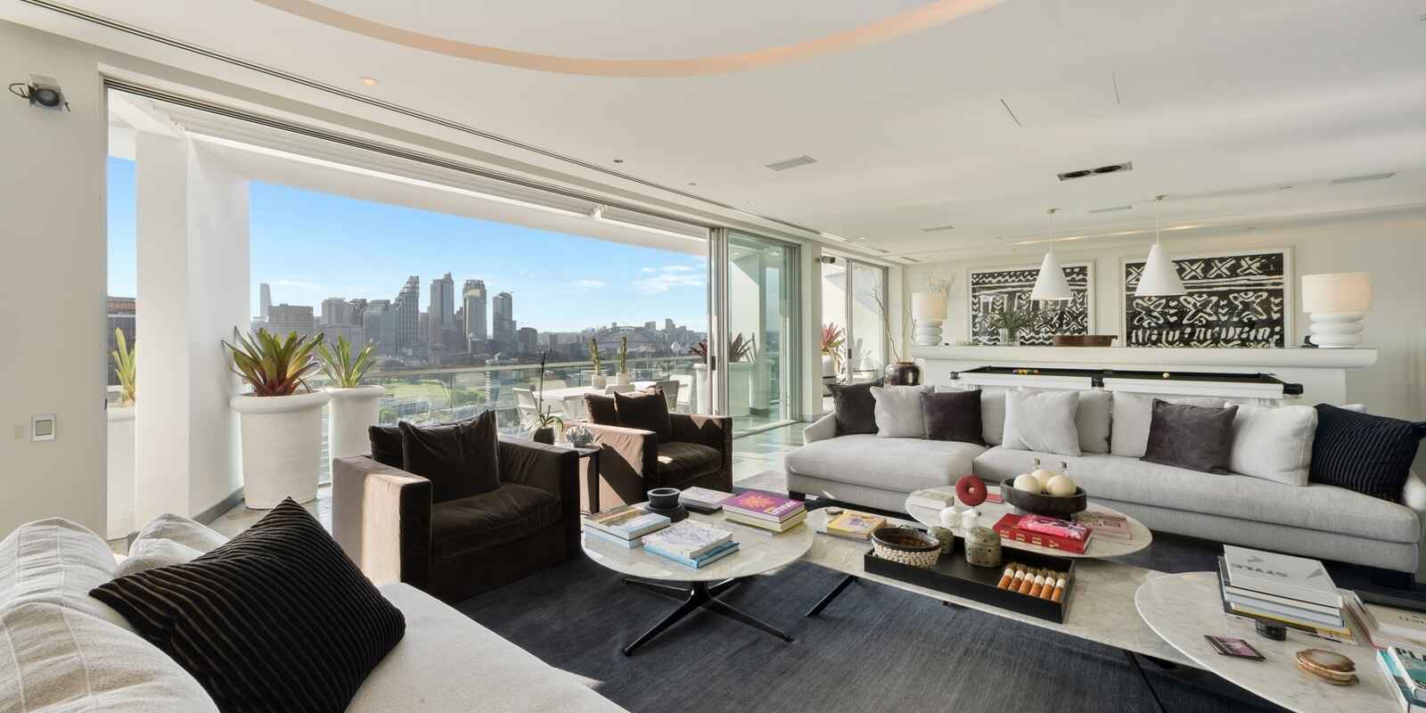 1601/227 Victoria Street Darlinghurst