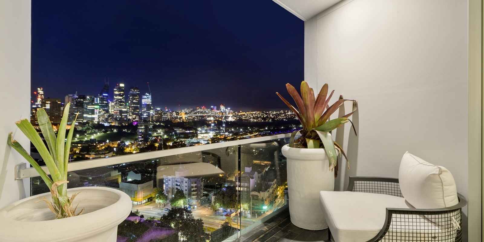 1601/227 Victoria Street Darlinghurst