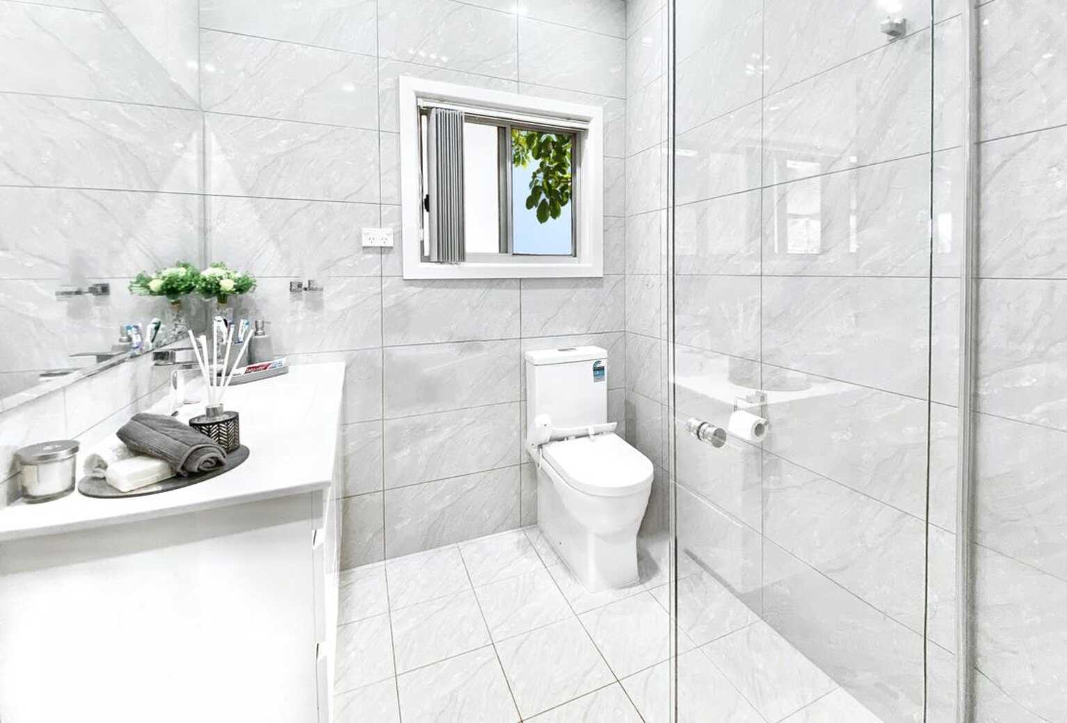 17 Orchid Road Guildford