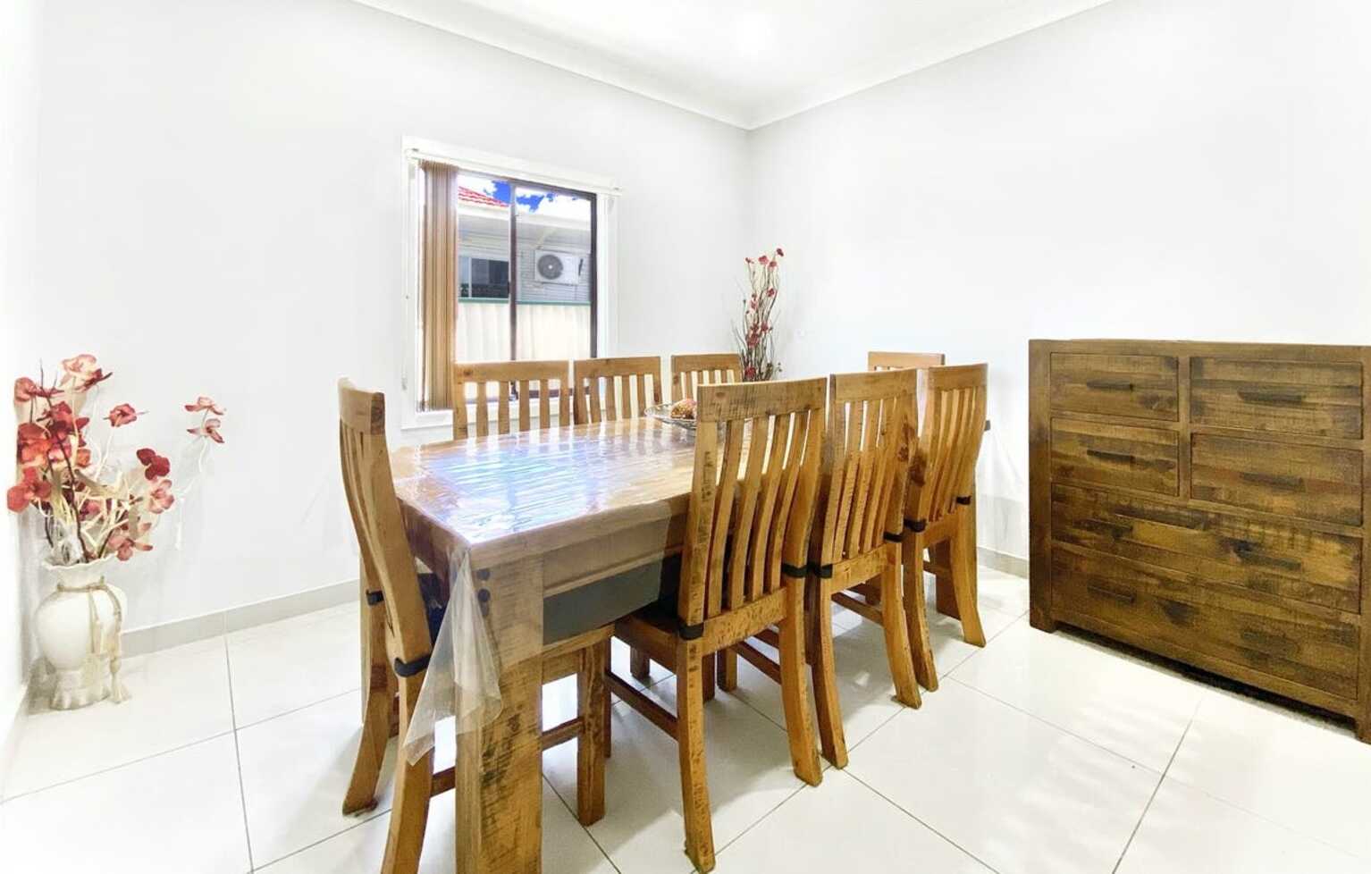 17 Orchid Road Guildford
