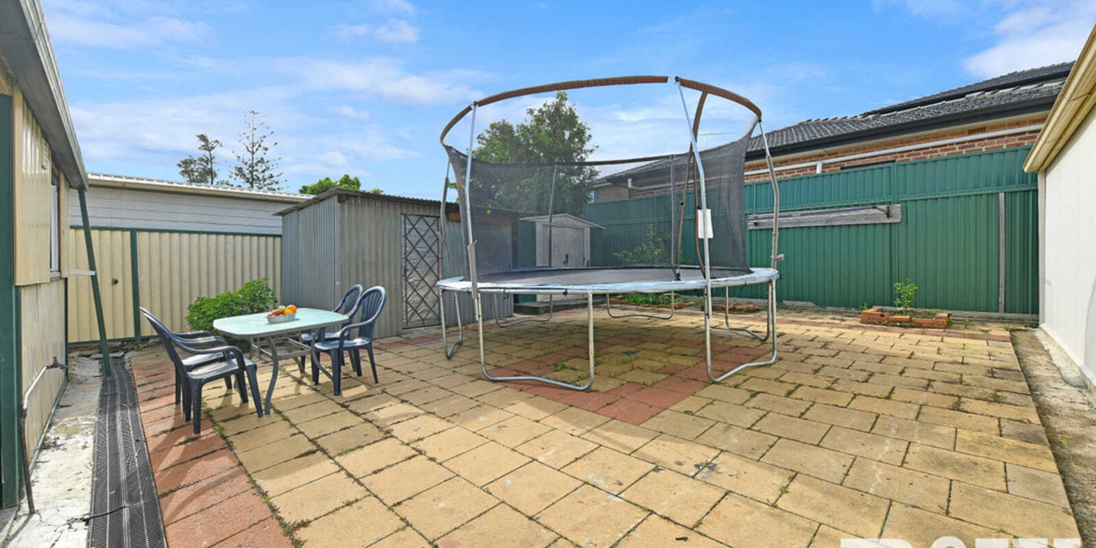 17 Orchid Road Guildford