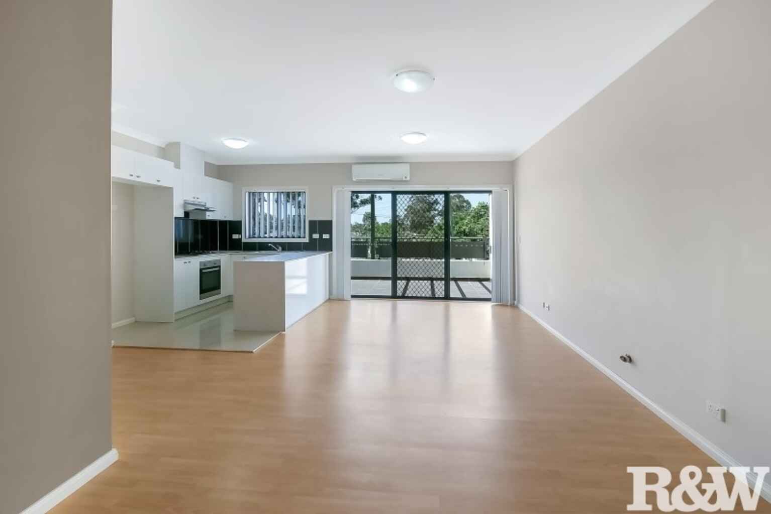 15/79-81 Rooty Hill Road North Rooty Hill