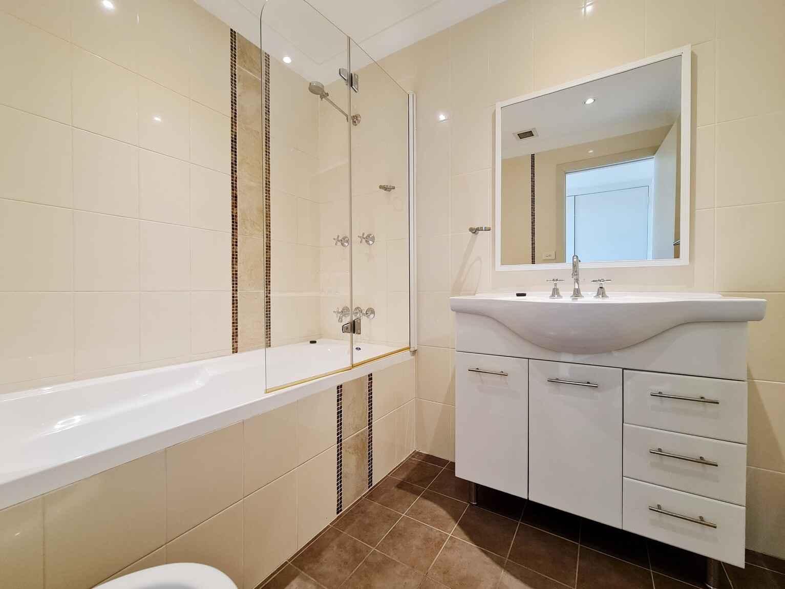 7/65 FOWLER STREET Camperdown