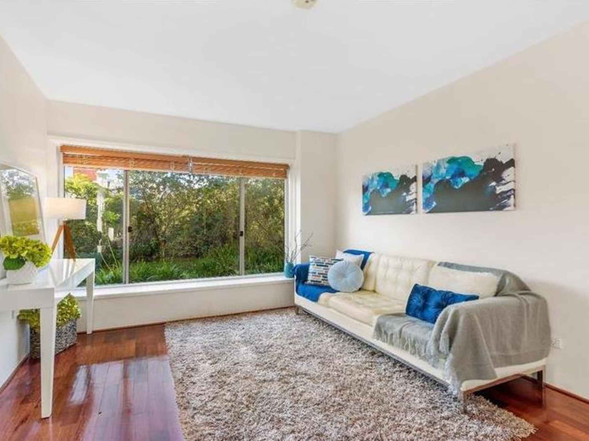 4/51 Roslyn Gardens  Elizabeth Bay