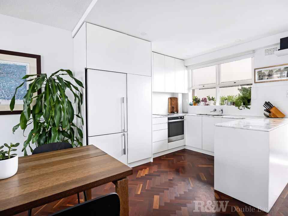 10/2 Annandale Street Darling Point
