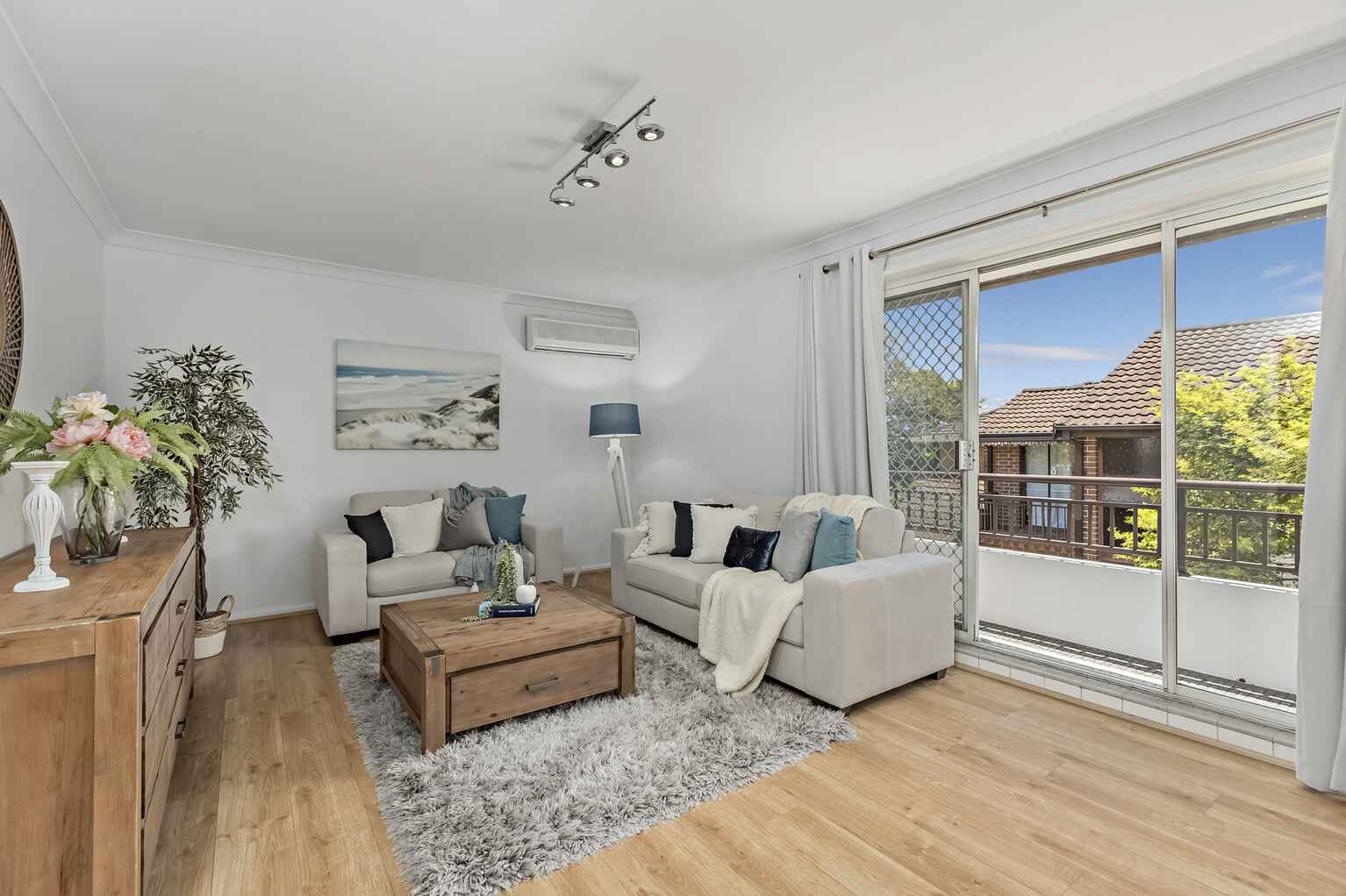 4/20 BURLINGTON ROAD Homebush