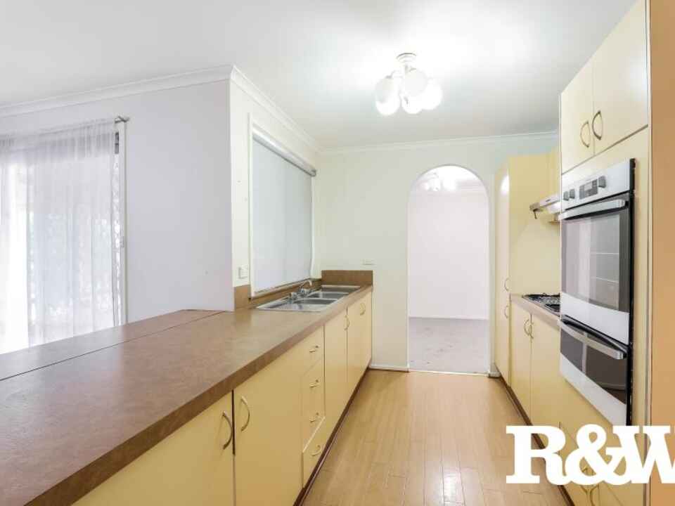16 Speers Crescent Oakhurst