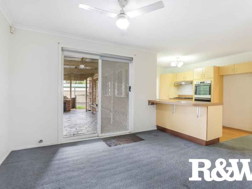 16 Speers Crescent Oakhurst