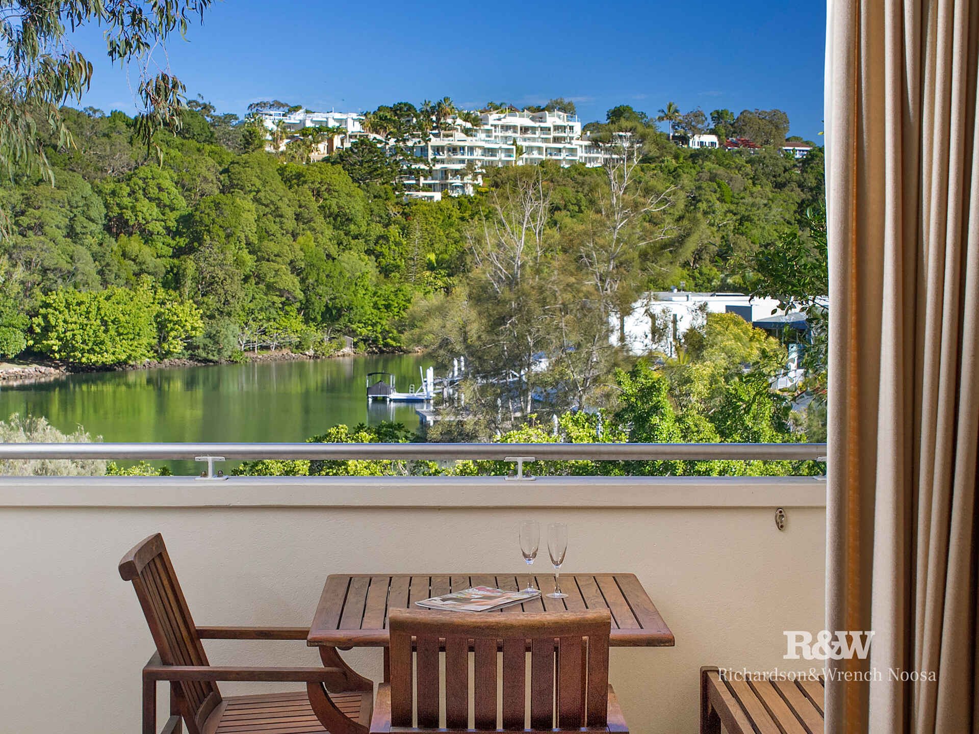 433/32 Hastings Street Noosa Heads