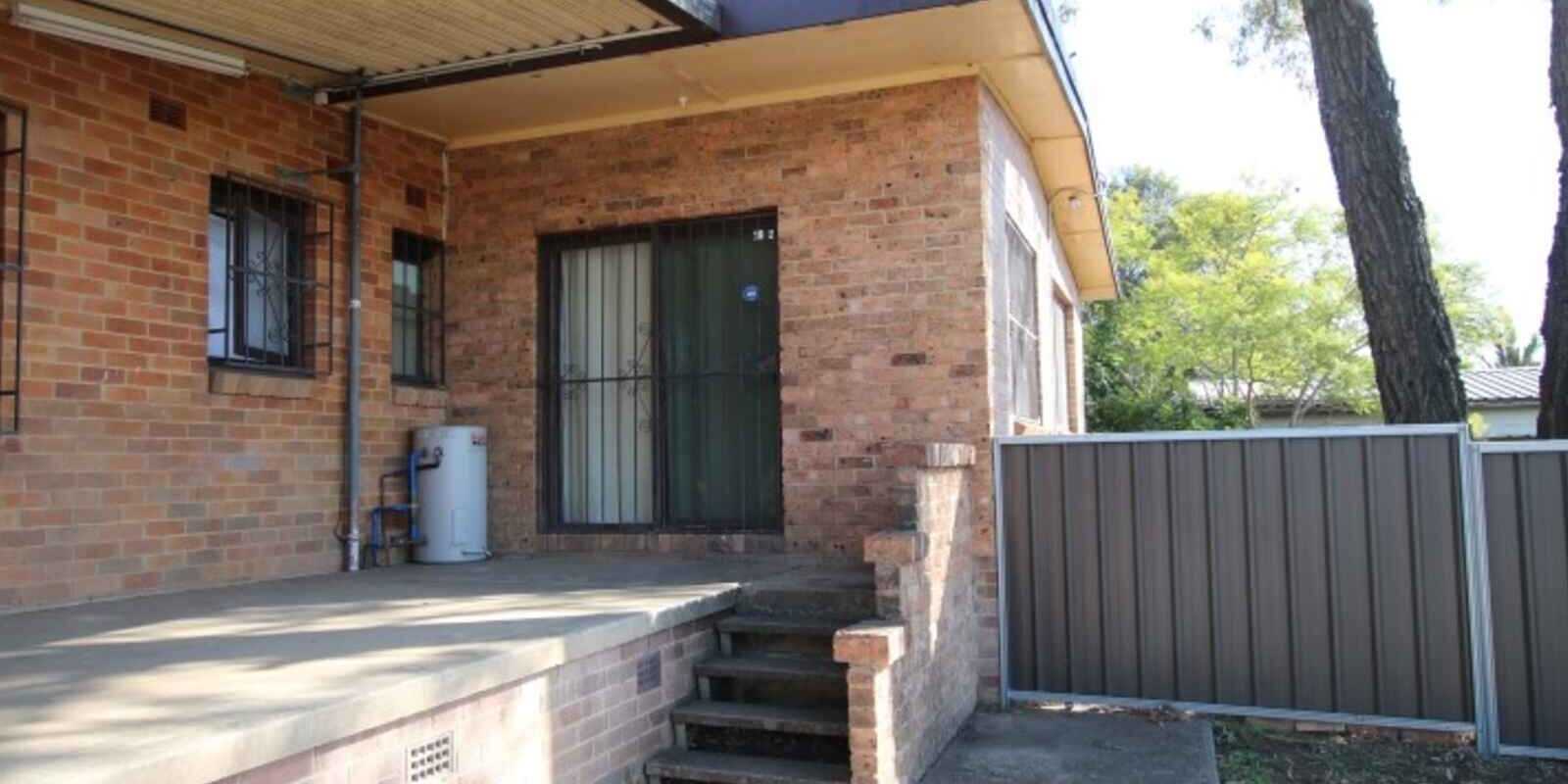 61A Siemens Crescent Emerton