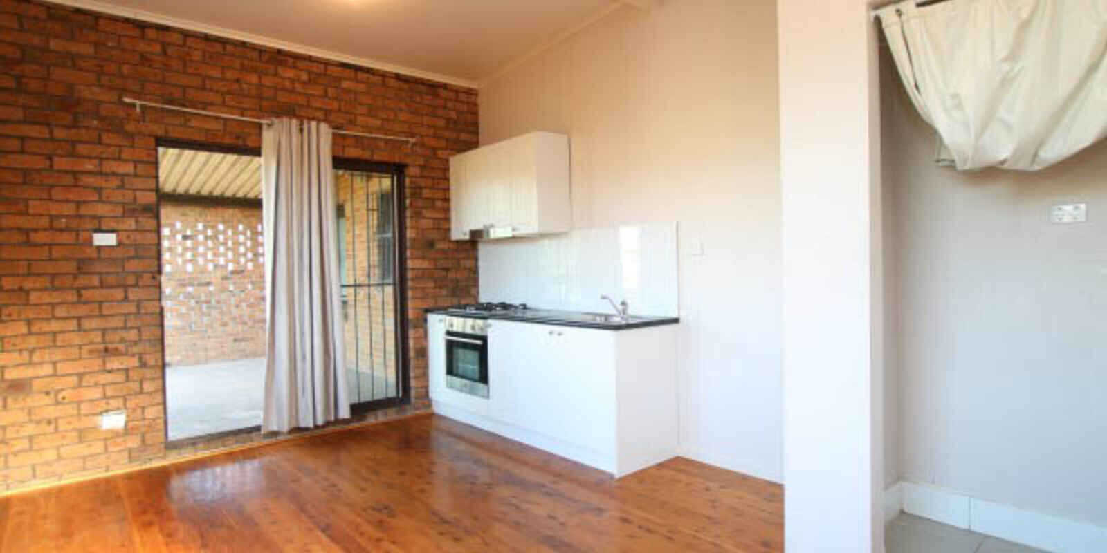 61A Siemens Crescent Emerton