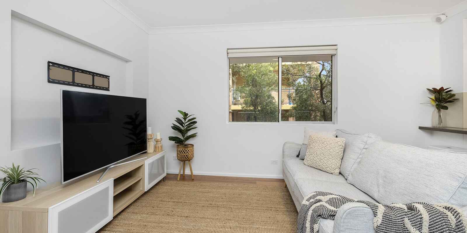2/535 Victoria Road Ryde