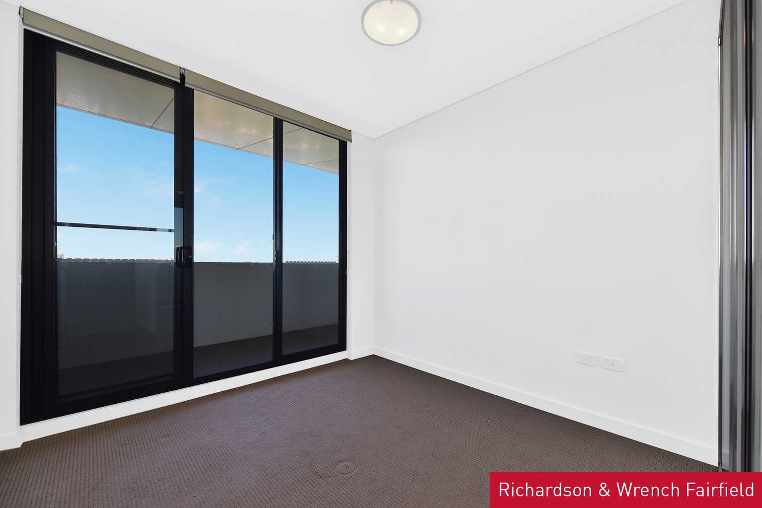 61107/1A Morton Street Parramatta