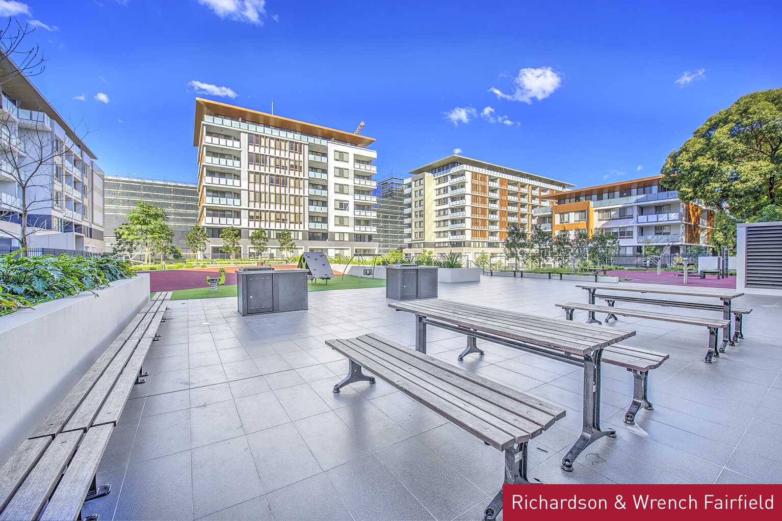 61107/1A Morton Street Parramatta