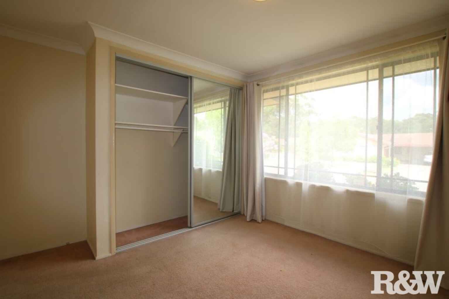 7 Dillon Place Oakhurst 7 Dillon Place Oakhurst