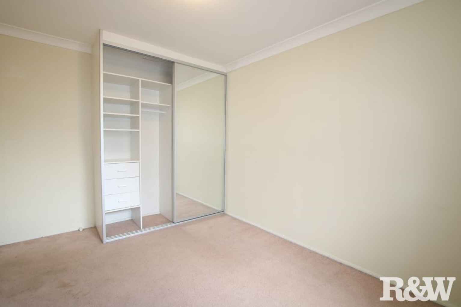 7 Dillon Place Oakhurst 7 Dillon Place Oakhurst