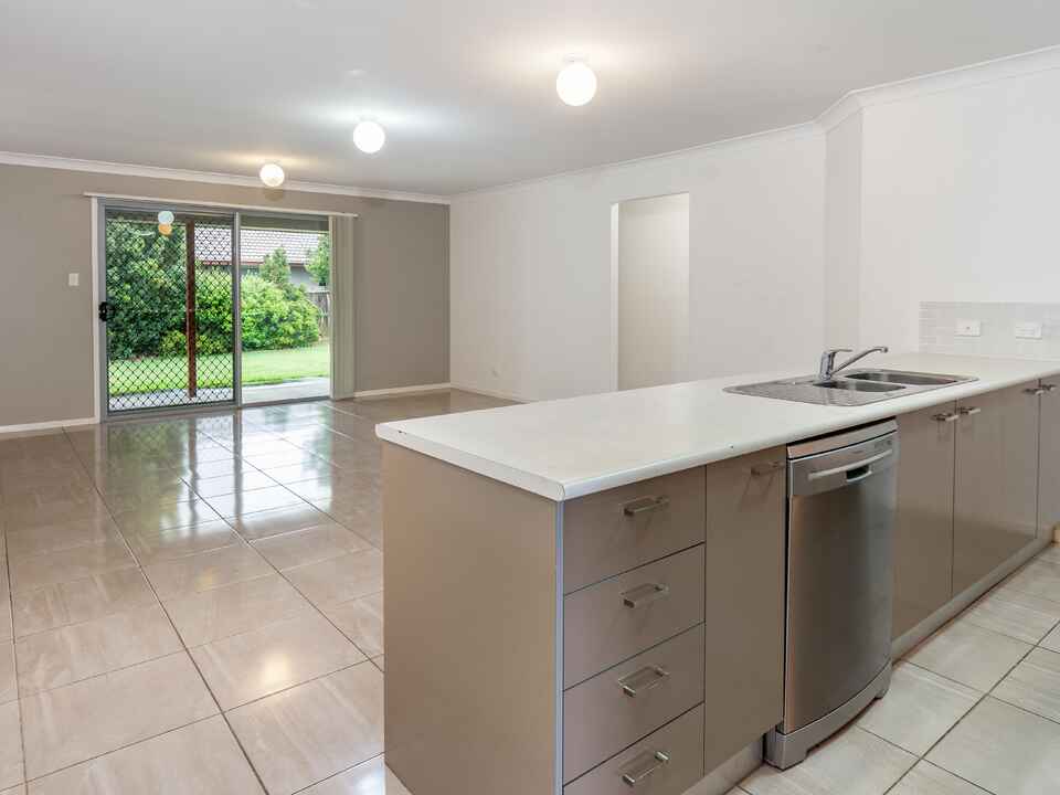 26 Piccadilly Street Bellmere