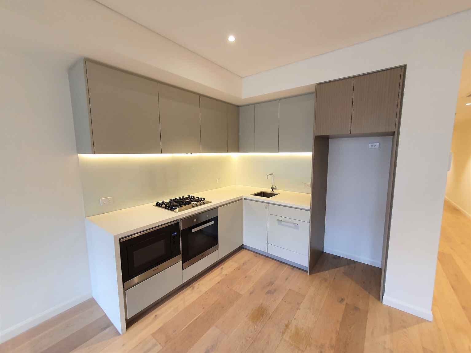 513/9-19 Albany Street St Leonards 513/9-19 Albany Street St Leonards