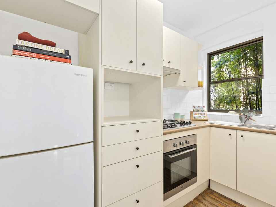 4/4 Macleay Street Potts Point