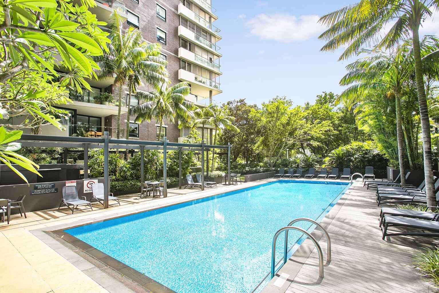 107/1A Tusculum Street Potts Point