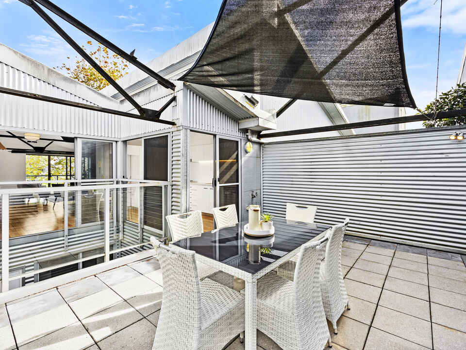 1/237 Cope Street Waterloo