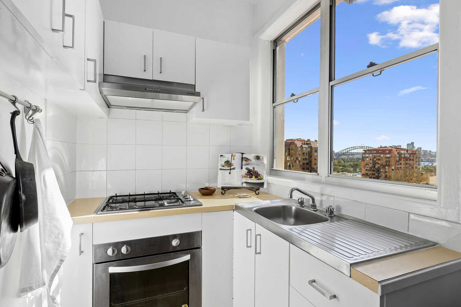 164/19 Tusculum Street Potts Point