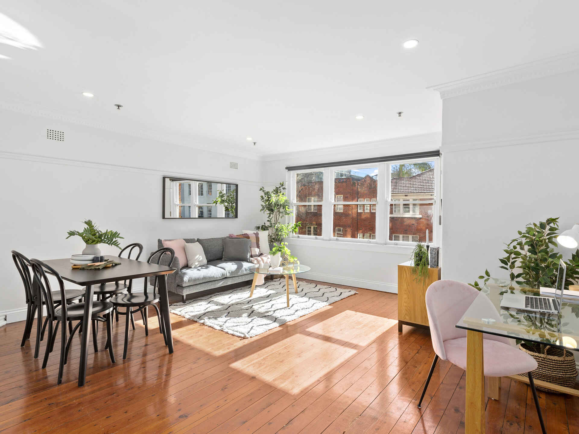 Apartment For Sale 30/7 Greenknowe Avenue Elizabeth Bay