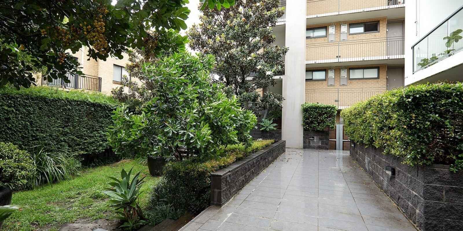 22/7-9 Alison Road Kensington