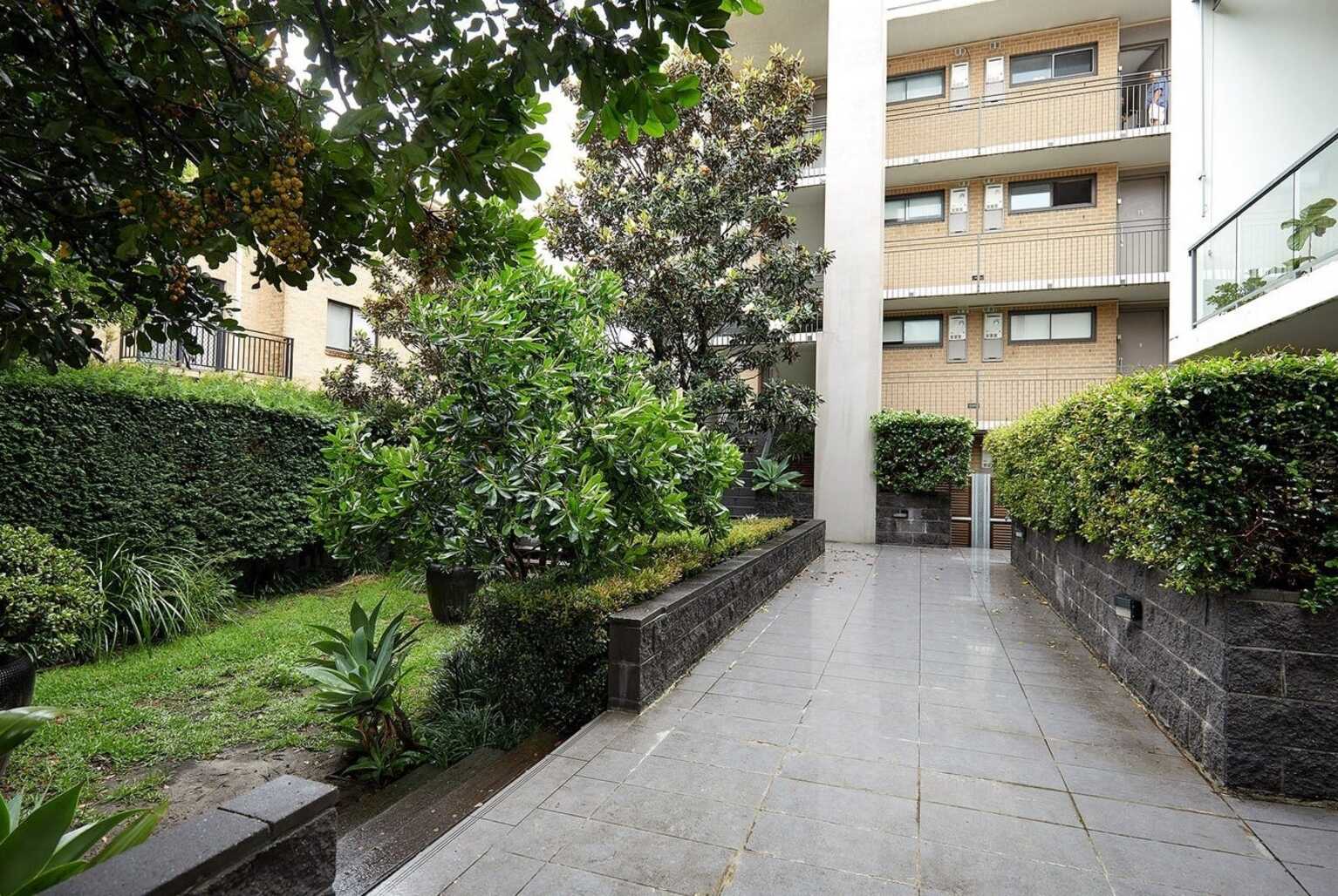 22/7-9 Alison Road Kensington