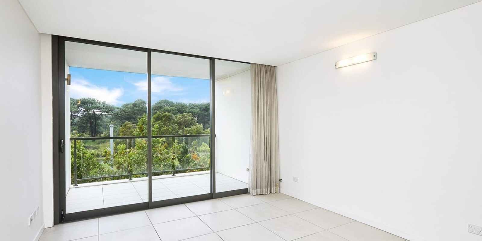 22/7-9 Alison Road Kensington