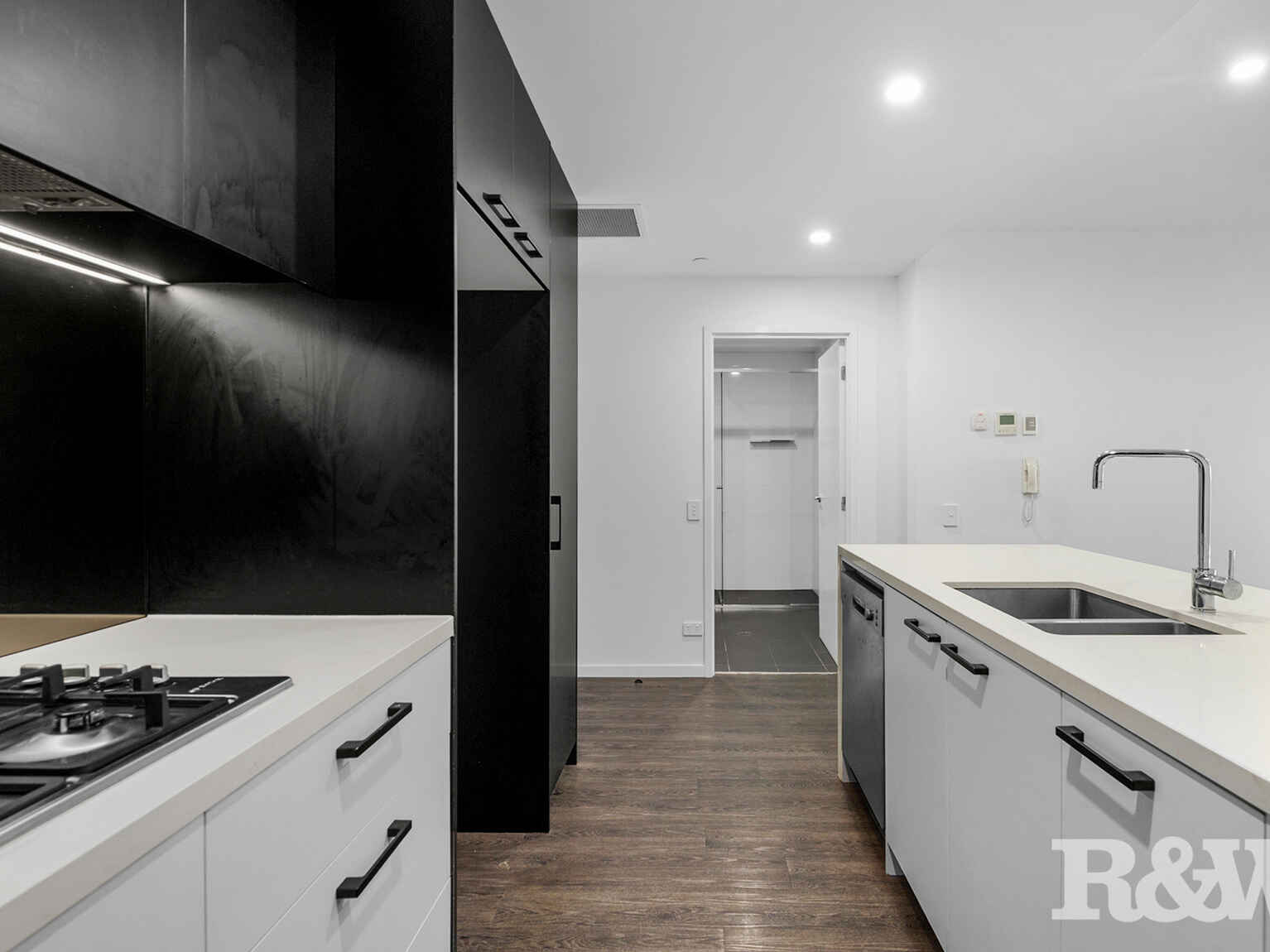 306/24-28 Wolseley Street Woolloongabba