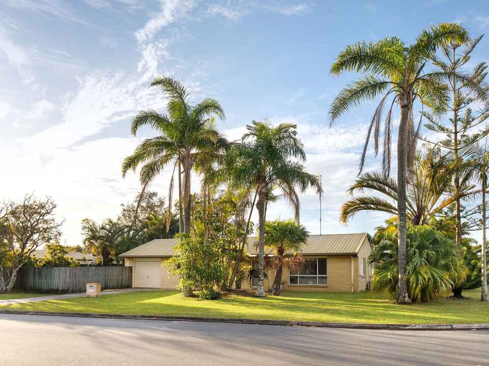 2 Spindrift Avenue Coolum Beach