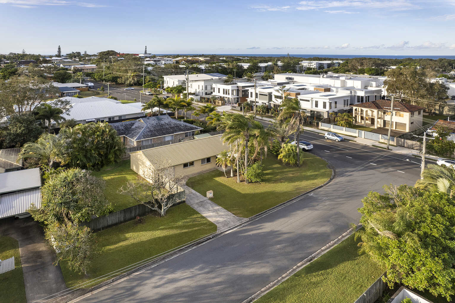2 Spindrift Avenue Coolum Beach