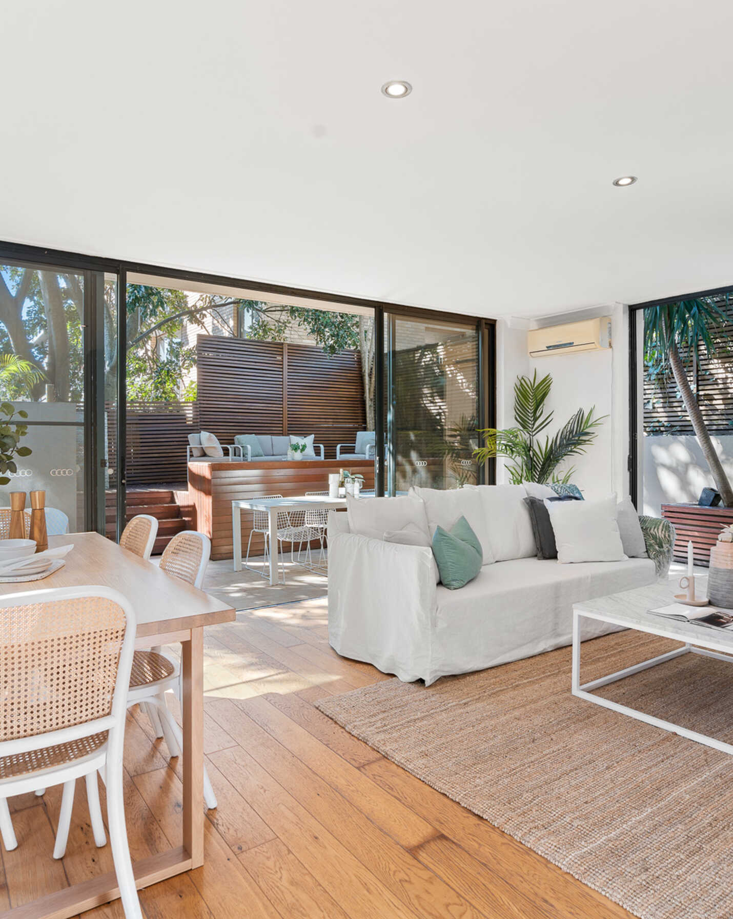 3/147-149 Hall Street Bondi Beach, Beach - Image 1