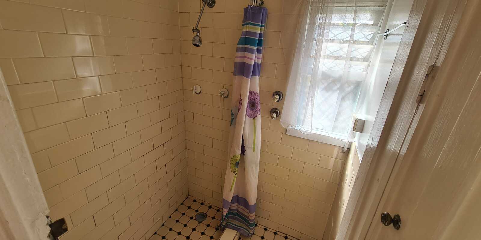 3/8 SWAN AVENUE Strathfield