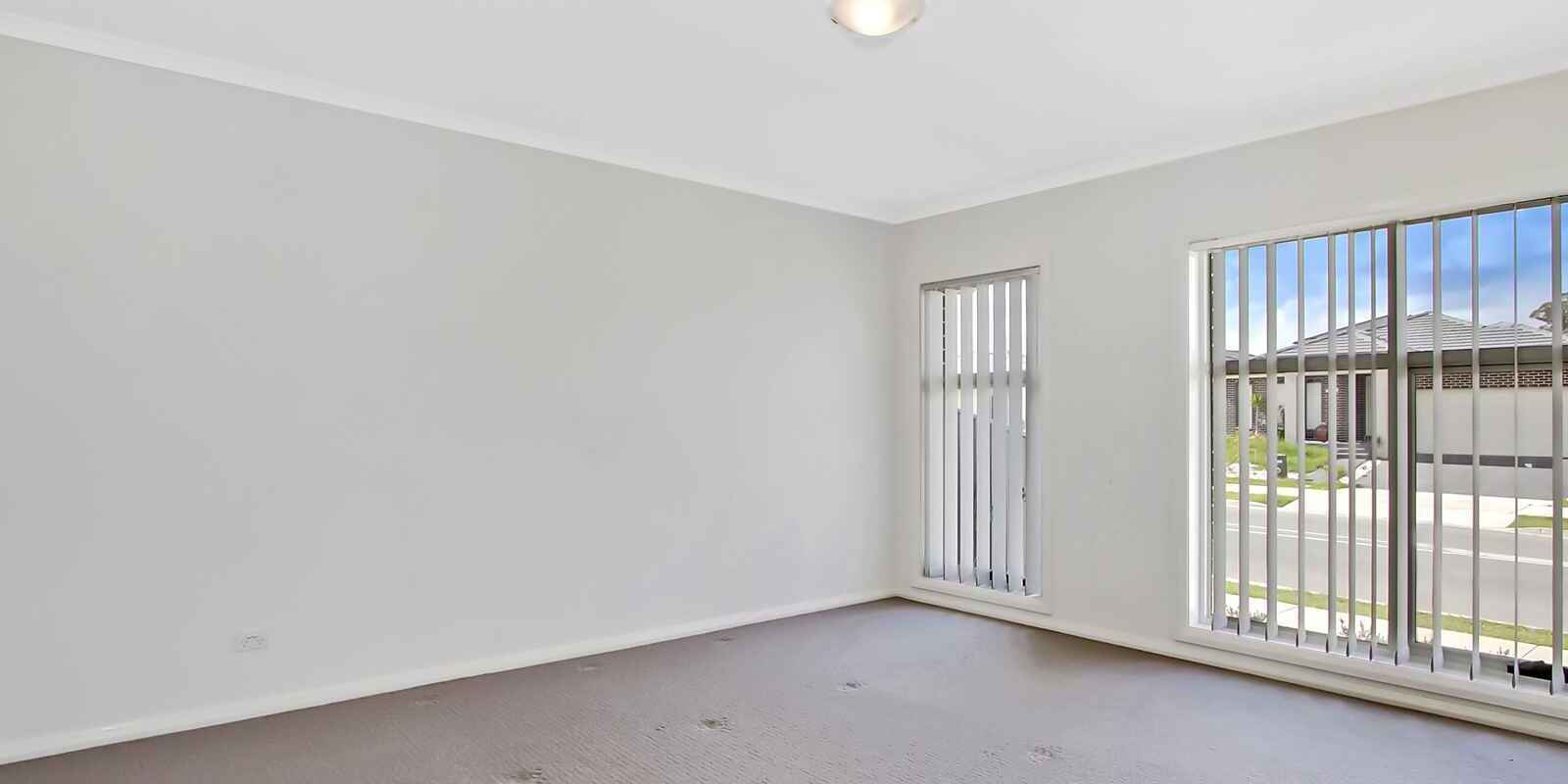 45 Sinclair Parade Jordan Springs 45 Sinclair Parade Jordan Springs