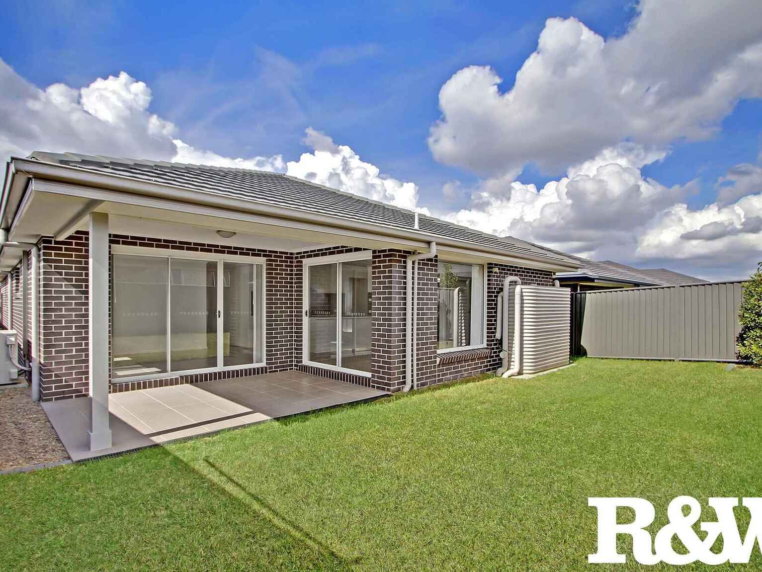 45 Sinclair Parade Jordan Springs 45 Sinclair Parade Jordan Springs