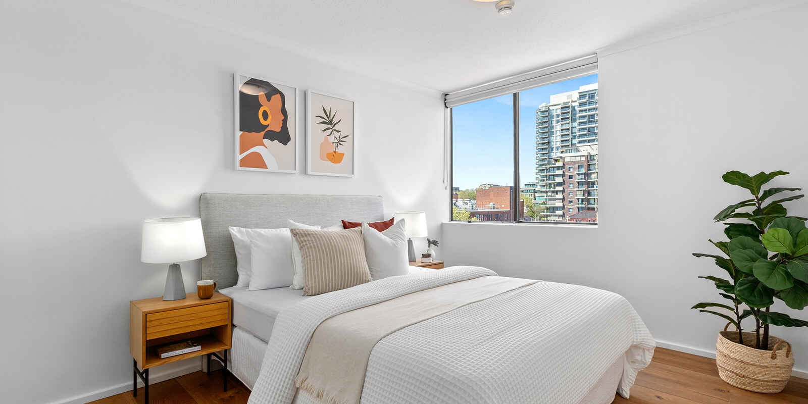 1602/73 Victoria Street Potts Point 1602/73 Victoria Street Potts Point