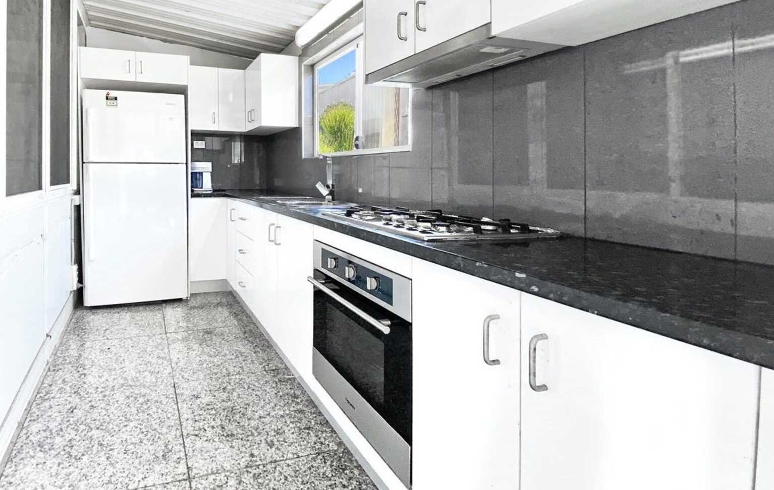 17 Orchid Road Old Guildford