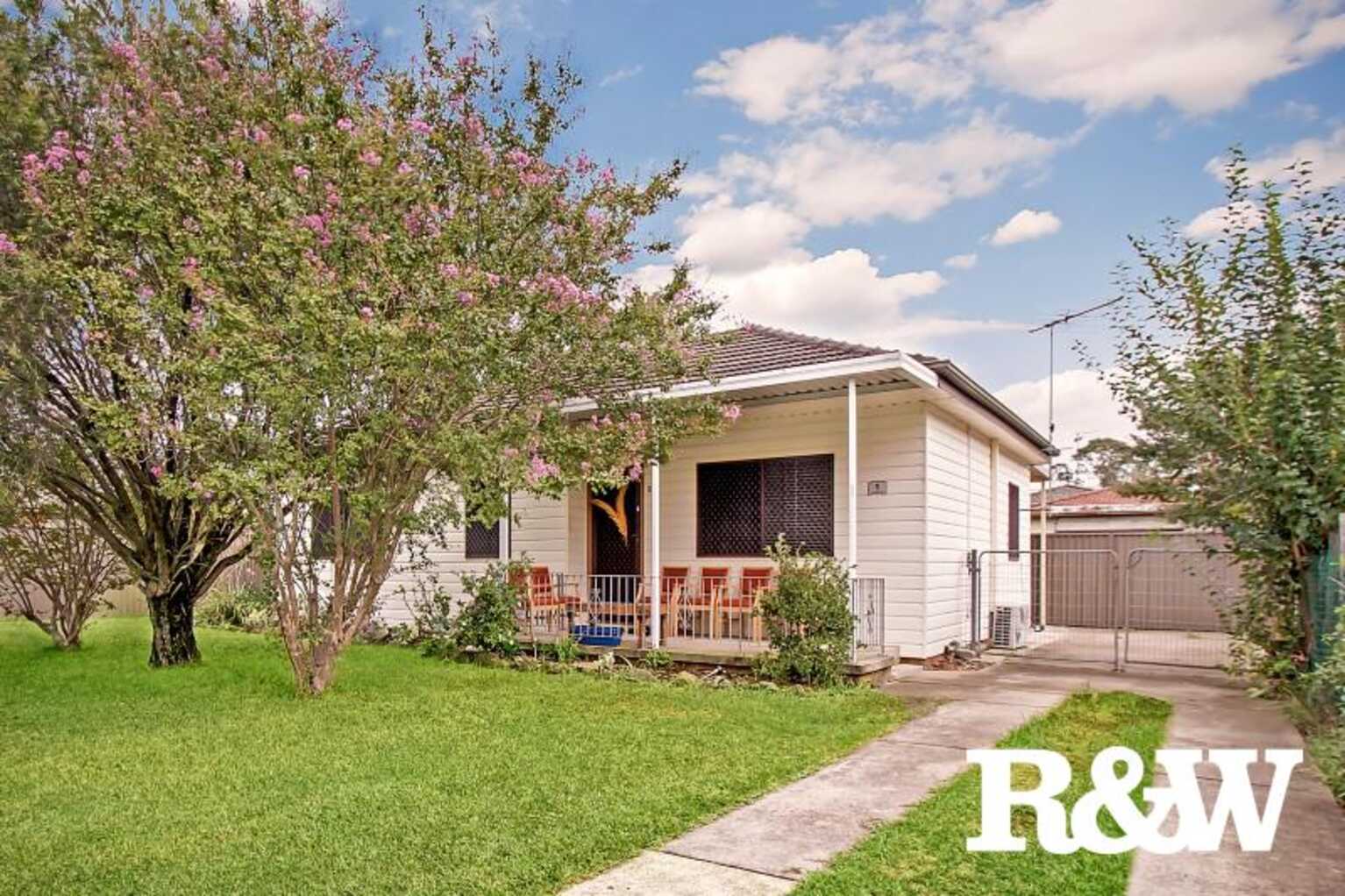 1 Catherine Crescent Rooty Hill