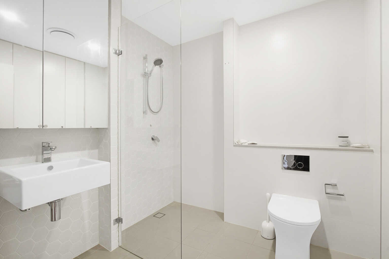 22/15a Porter Street Ryde
