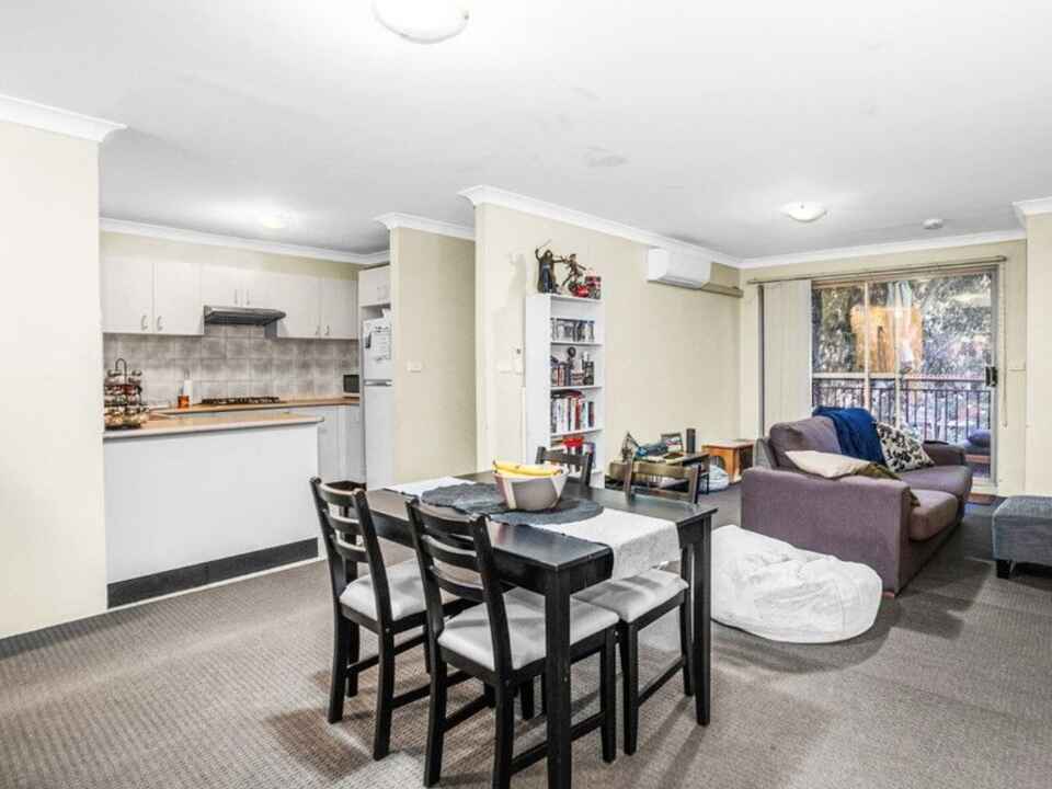 10/4 Fourth Avenue Blacktown