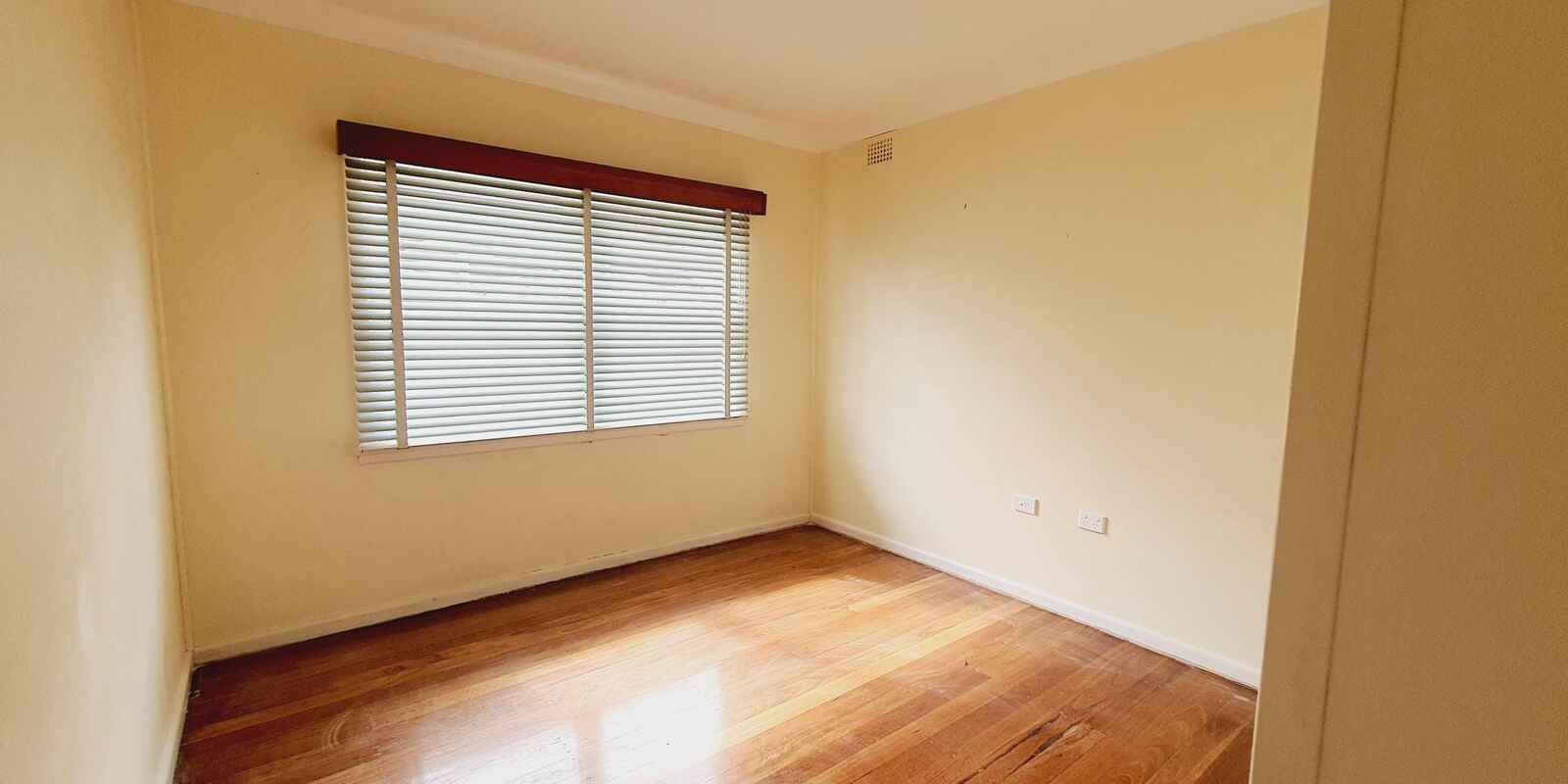 73 Bradbury Avenue Campbelltown